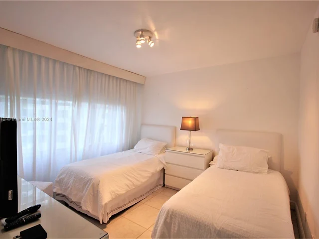 5151 Collins Ave # 526, Miami Beach FL 33140