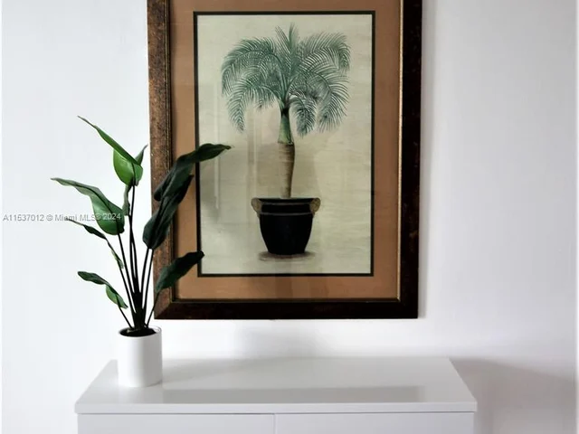 5151 Collins Ave # 526, Miami Beach FL 33140