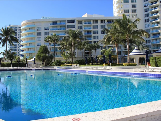 5151 Collins Ave # 526, Miami Beach FL 33140