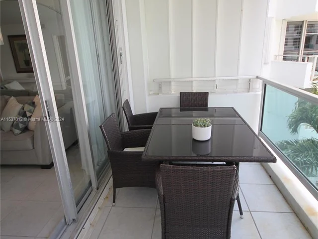 5151 Collins Ave # 526, Miami Beach FL 33140