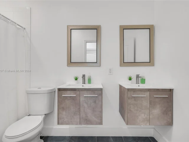 2214 NE 41st Ave, Homestead FL 33033