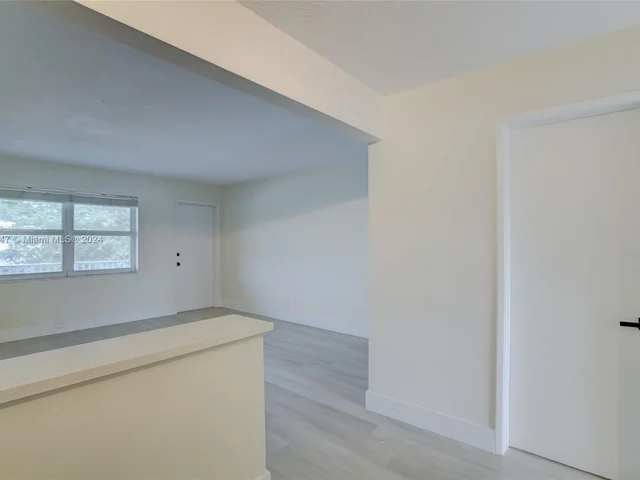 1520 NE 56TH ST # 6, Fort Lauderdale FL 33334