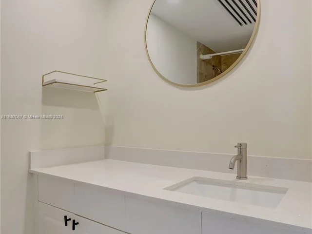 1520 NE 56TH ST # 6, Fort Lauderdale FL 33334