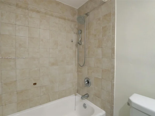 1520 NE 56TH ST # 6, Fort Lauderdale FL 33334