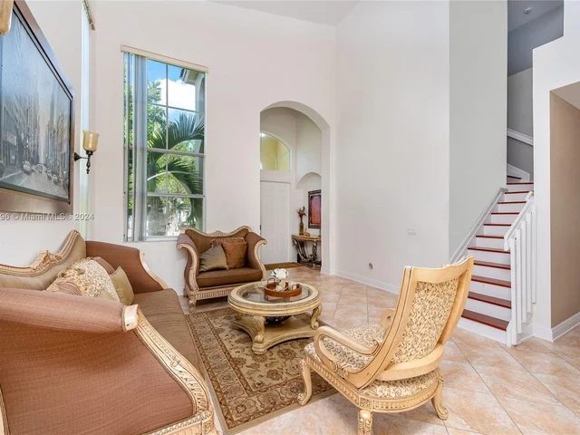 1177 NE 37th Pl, Homestead FL 33033