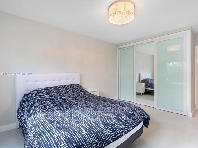 1055 Stillwater Dr, Miami Beach FL 33141