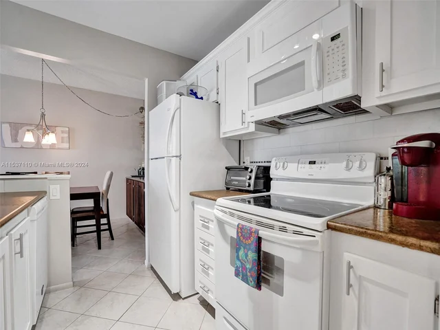 400 N Riverside Dr # 503, Pompano Beach FL 33062