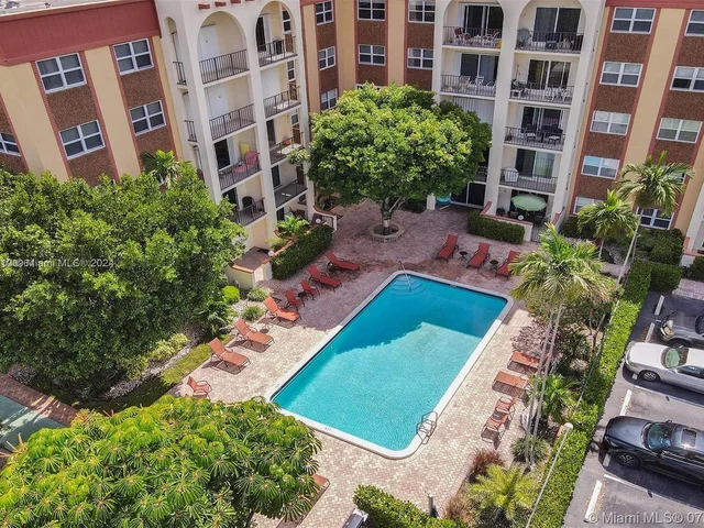 400 N Riverside Dr # 503, Pompano Beach FL 33062