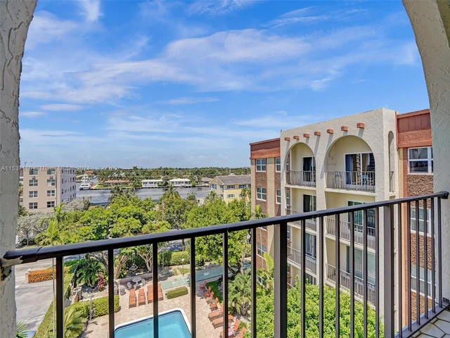 400 N Riverside Dr # 503, Pompano Beach FL 33062