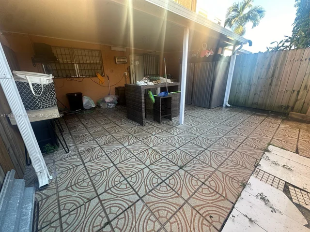 6620 W 2nd Ct # 102, Hialeah FL 33012