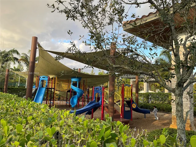 8755 NW 98th Ct # 8755, Doral FL 33178