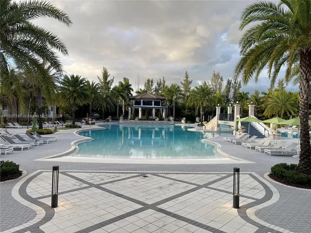 8755 NW 98th Ct # 8755, Doral FL 33178