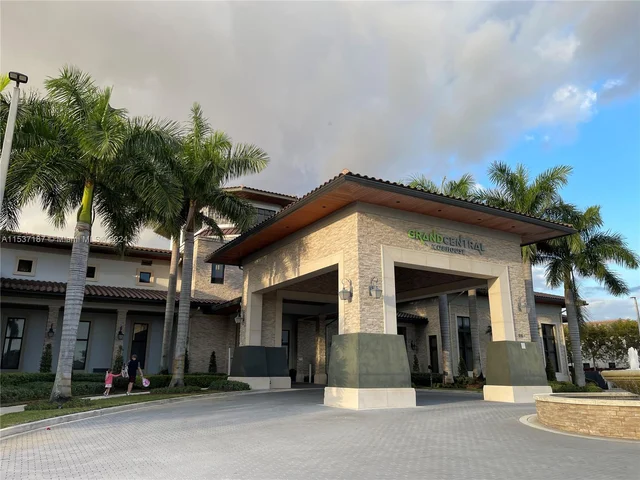 8755 NW 98th Ct # 8755, Doral FL 33178