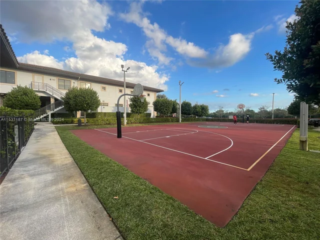 8755 NW 98th Ct # 8755, Doral FL 33178
