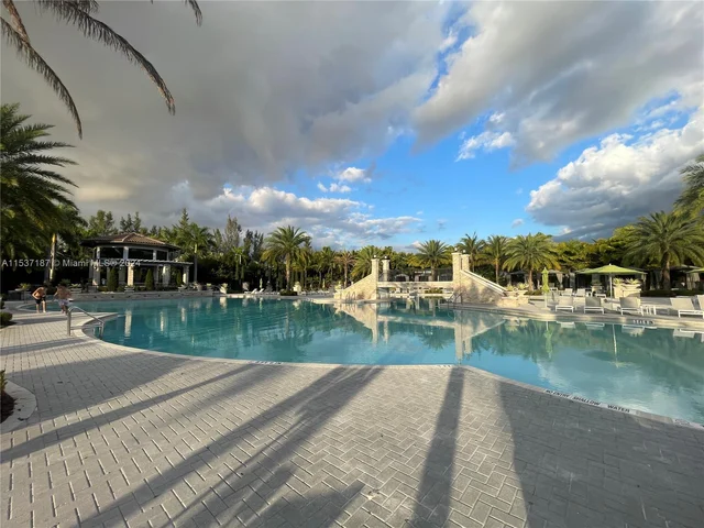 8755 NW 98th Ct # 8755, Doral FL 33178