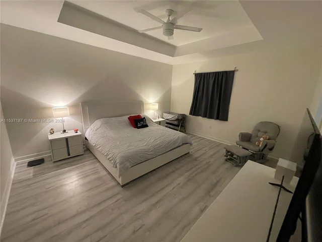 8755 NW 98th Ct # 8755, Doral FL 33178