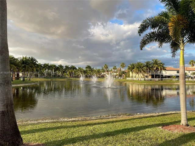 8755 NW 98th Ct # 8755, Doral FL 33178