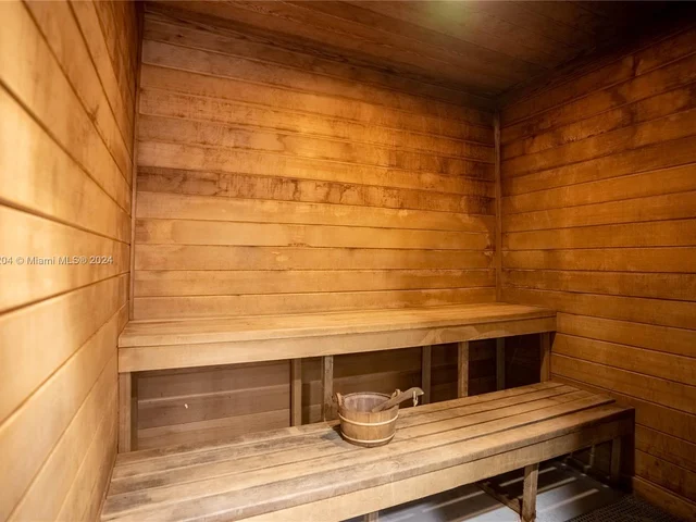 1750 N Bayshore Dr # 4910, Miami FL 33132