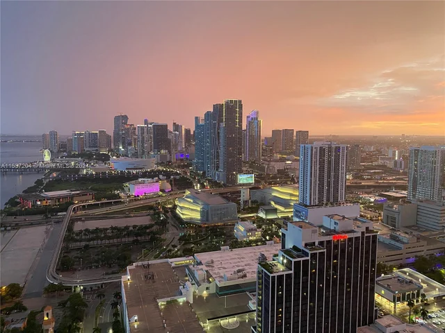 1750 N Bayshore Dr # 4910, Miami FL 33132
