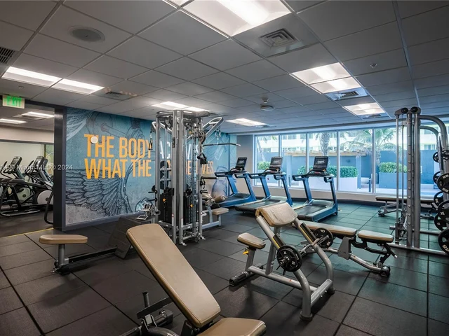 1750 N Bayshore Dr # 4910, Miami FL 33132