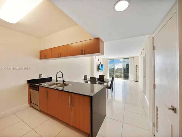 1750 N Bayshore Dr # 4910, Miami FL 33132