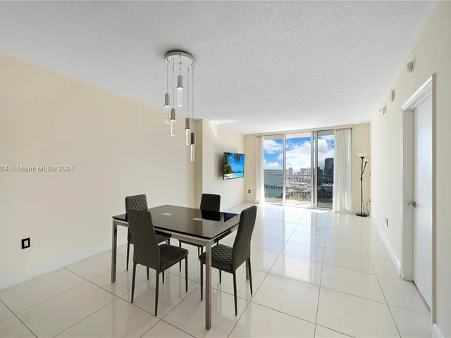 1750 N Bayshore Dr # 4910, Miami FL 33132