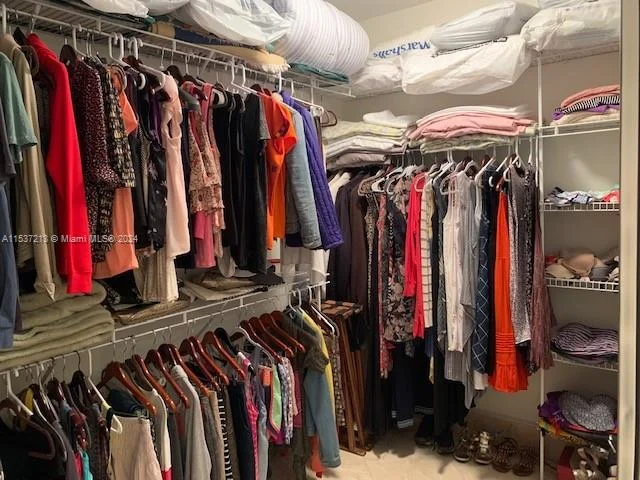 16500 COLLINS AV # 355, Sunny Isles Beach FL 33160