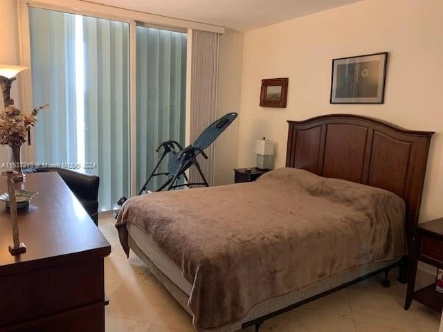 16500 COLLINS AV # 355, Sunny Isles Beach FL 33160