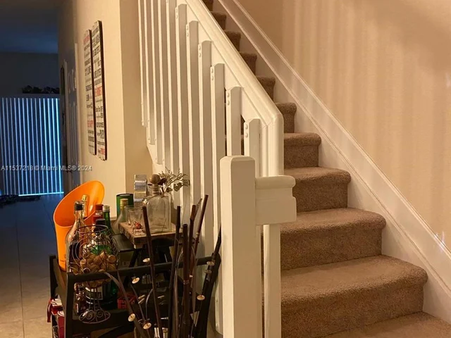 3222 SE 7th St, Homestead FL 33033