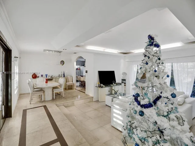 21235 NE 19th Ct, Miami FL 33179