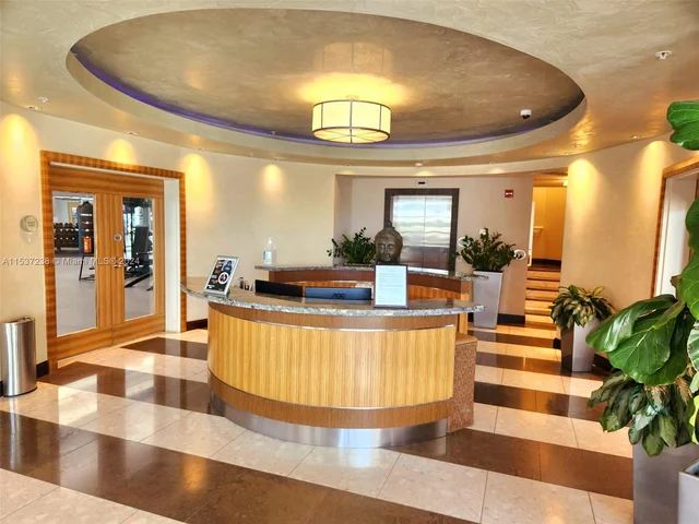 244 Biscayne Blvd # 2809, Miami FL 33132