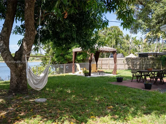 1835 NE 154th Ter, North Miami Beach FL 33162