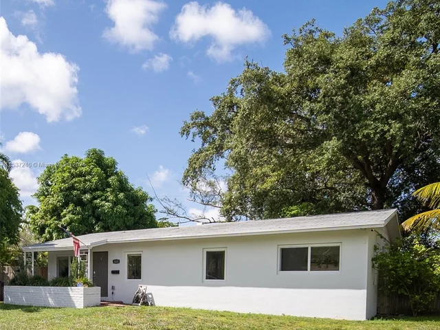 1835 NE 154th Ter, North Miami Beach FL 33162