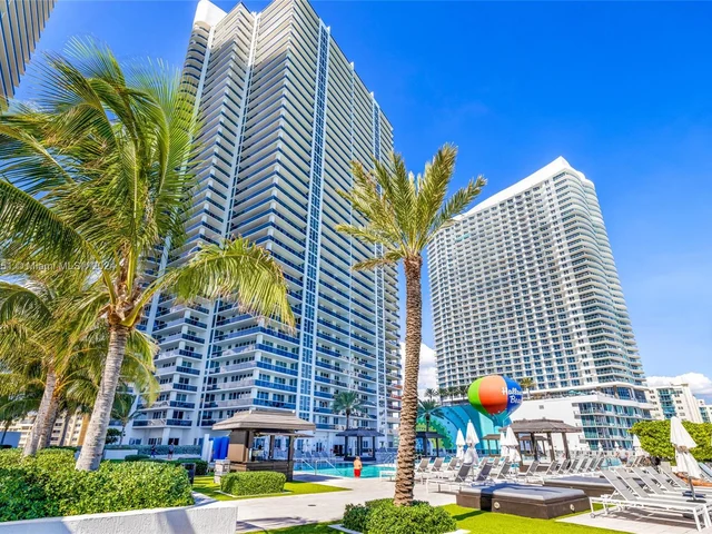 1830 S Ocean Dr # 2808, Hallandale Beach FL 33009