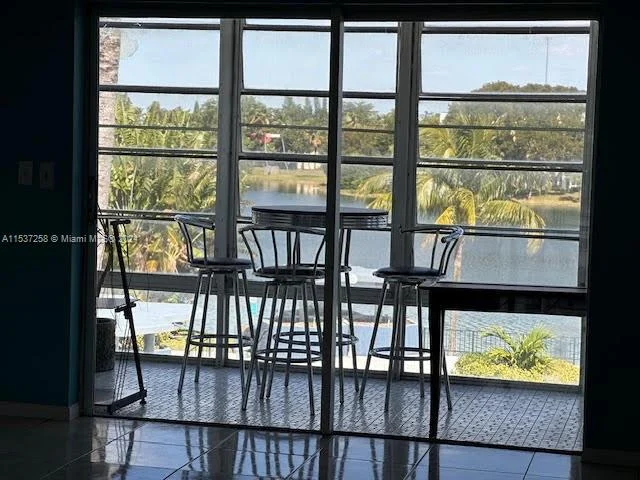 877 NE 195th St # 318, Miami FL 33179