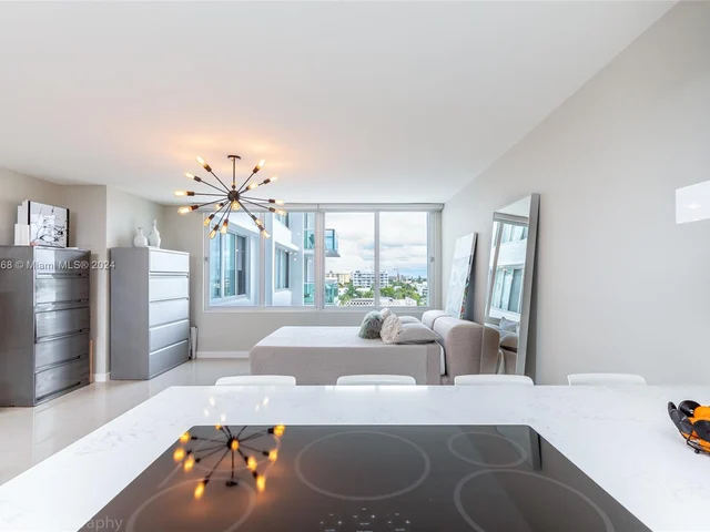 1000 West Ave # 732, Miami Beach FL 33139