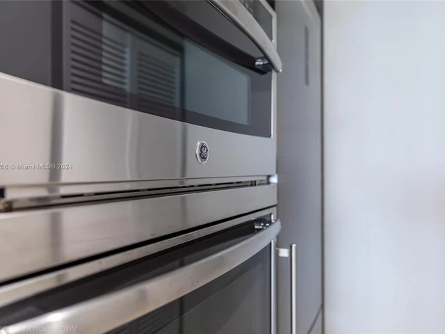 1000 West Ave # 732, Miami Beach FL 33139