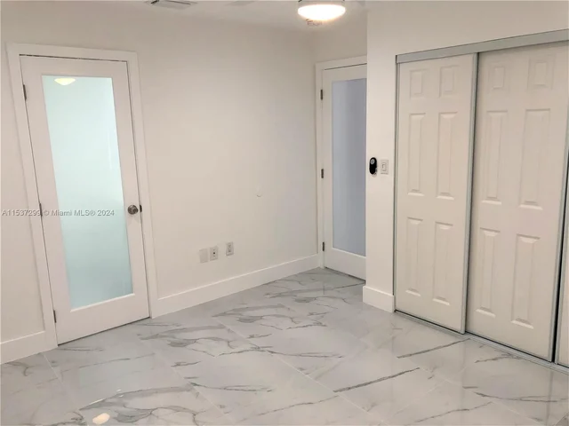 8033 Lake Dr # 203, Doral FL 33166