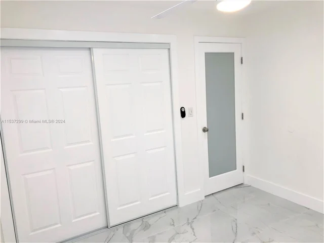 8033 Lake Dr # 203, Doral FL 33166