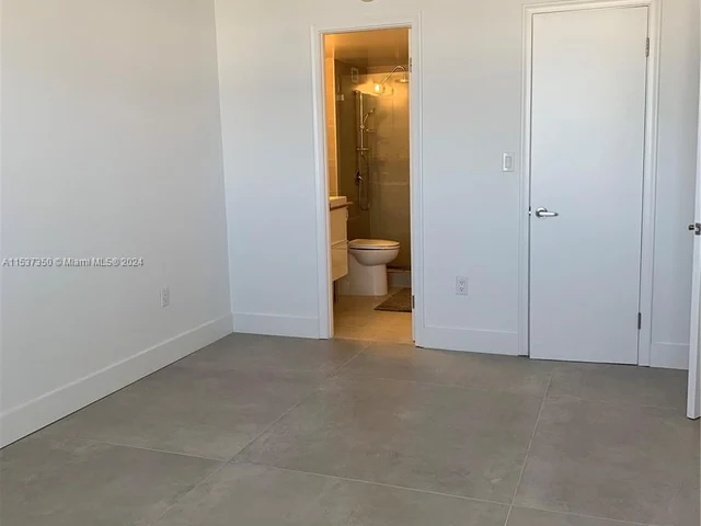 1020 Meridian Ave # 806, Miami Beach FL 33139