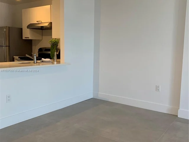 1020 Meridian Ave # 806, Miami Beach FL 33139