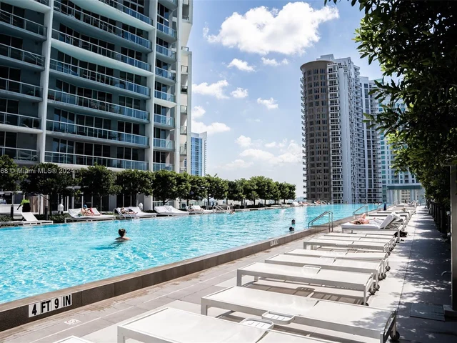 465 Brickell Ave # 5002, Miami FL 33131