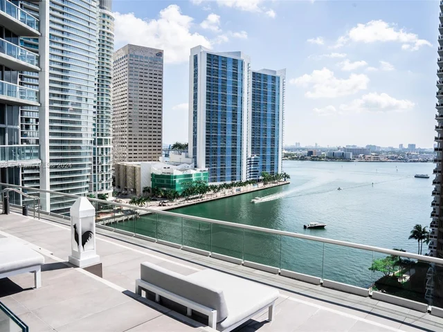 465 Brickell Ave # 5002, Miami FL 33131