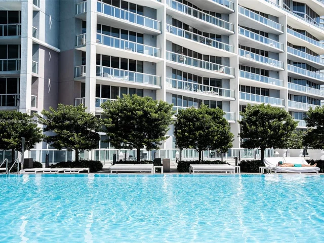 465 Brickell Ave # 5002, Miami FL 33131