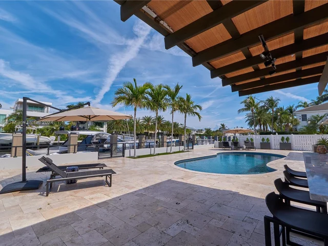 1601 SE 11th St, Fort Lauderdale FL 33316