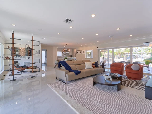 1601 SE 11th St, Fort Lauderdale FL 33316