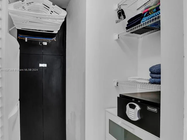 5445 Collins Ave # 14, Miami Beach FL 33140