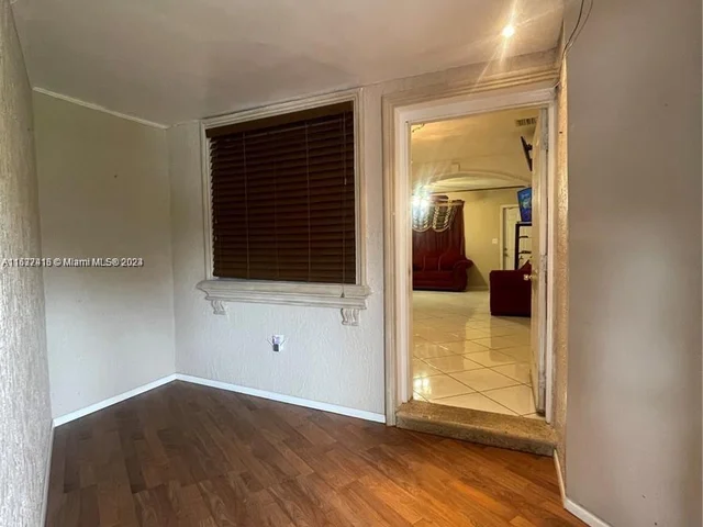 15 NW 197th St, Miami Gardens FL 33169