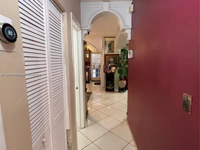 15 NW 197th St, Miami Gardens FL 33169