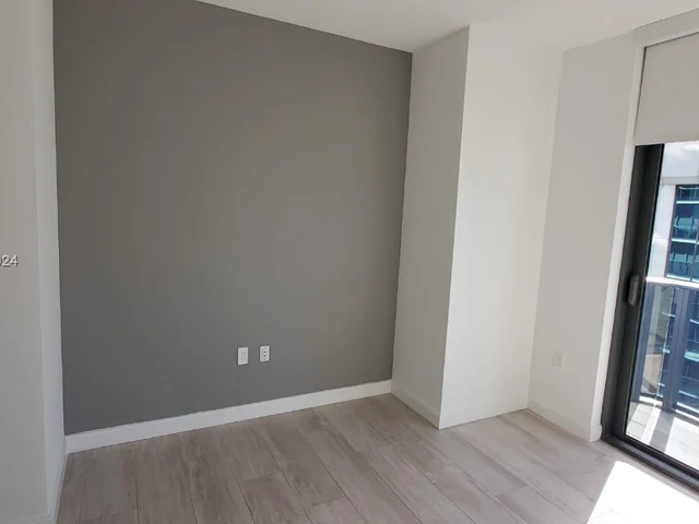 55 SW 9th St # 2608, Miami FL 33130